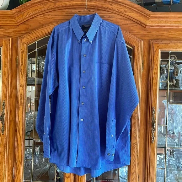 Dockers | Shirts | Dockers Wrinkle Free Mens Dress Shirt Size Large Blue  Striped | Poshmark